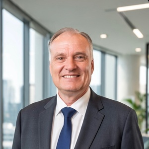 MATTHEW VAN OMMEN - OPERATIONS SUPERVISOR